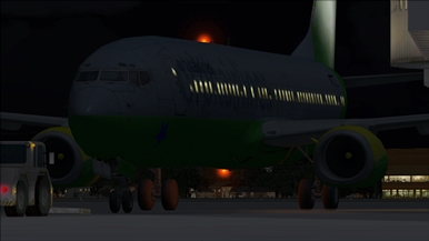 A Philippina Airlines 737-800 by night at Manilla's Ninoy Aquino Intl (RPLL), Philippines